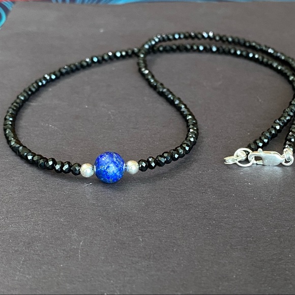 Mens Lapis Lazuli & Black Spinel Beaded Beaded Necklace in sterling Silver
